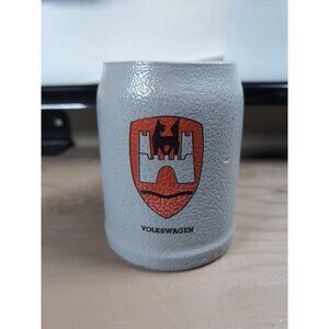 Volkswagen 1/2 0.5 L mug Beer Stein Made In Germany Red Shield Black Wolf Castle